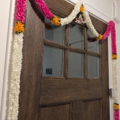 Door Thoran /Indian Flower Front door Decor / Thoran set / Indian Thoran Decor / Flower Hanging Decor / Entrance Decor/Diwali Decor