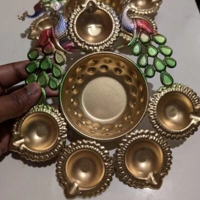 Urli Diya / Urli Decor / Peacock Diya Urli / Pooja Decor / Indian Pooja Decor / Metal Decor / Urli Pooja Decor / Brass Flower Candle set