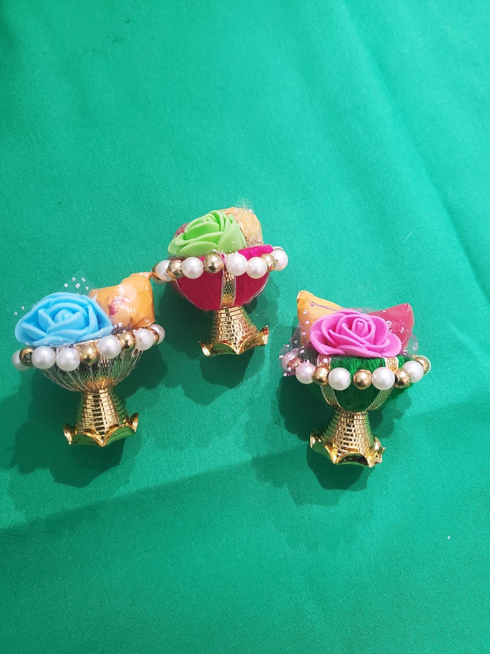 Festive Thamboolam Return Gift Set with Kumkum & Bangles