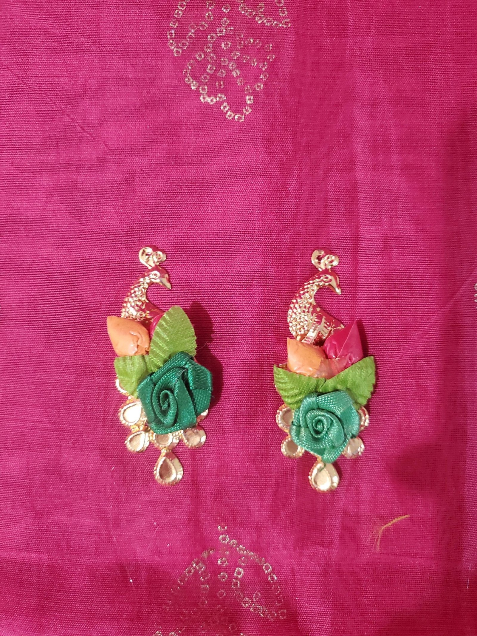 Festive Thamboolam Return Gift Set with Kumkum & Bangles