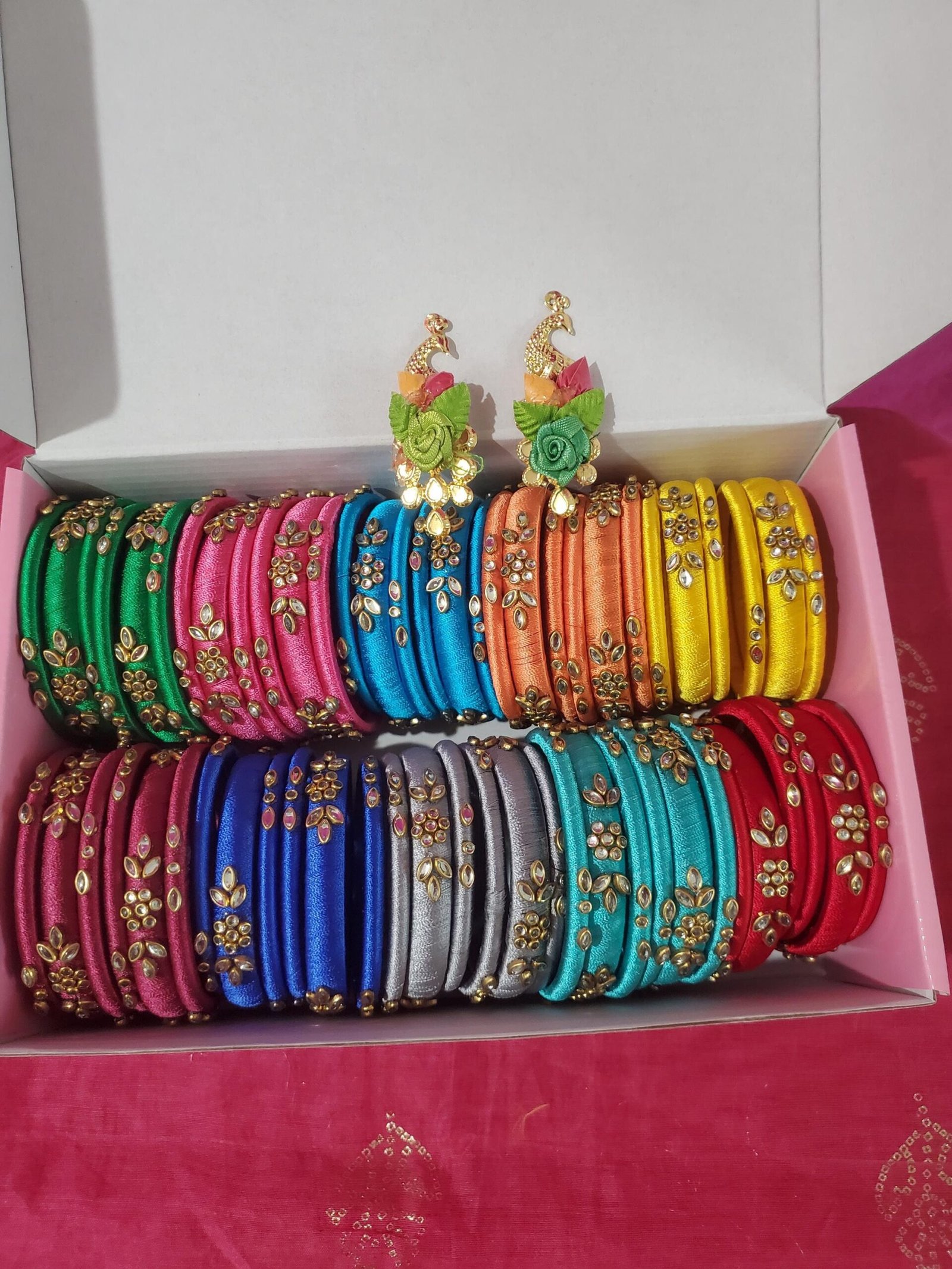 Festive Thamboolam Return Gift Set with Kumkum & Bangles