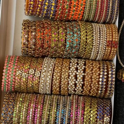 Festive Thamboolam Return Gift Set with Kumkum & Bangles