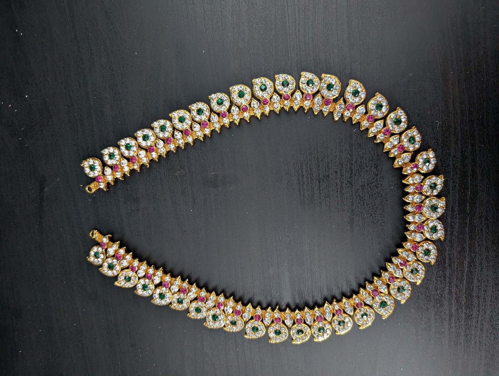 Stone-Decorated South Indian Mango Haram Deity Garland (22 Inch)